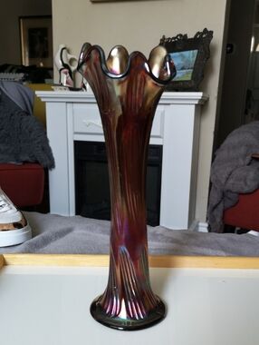 Gorgeous Vintage Carnival Glass Swung Base Amethyst Base Lovely Iridescence 11"